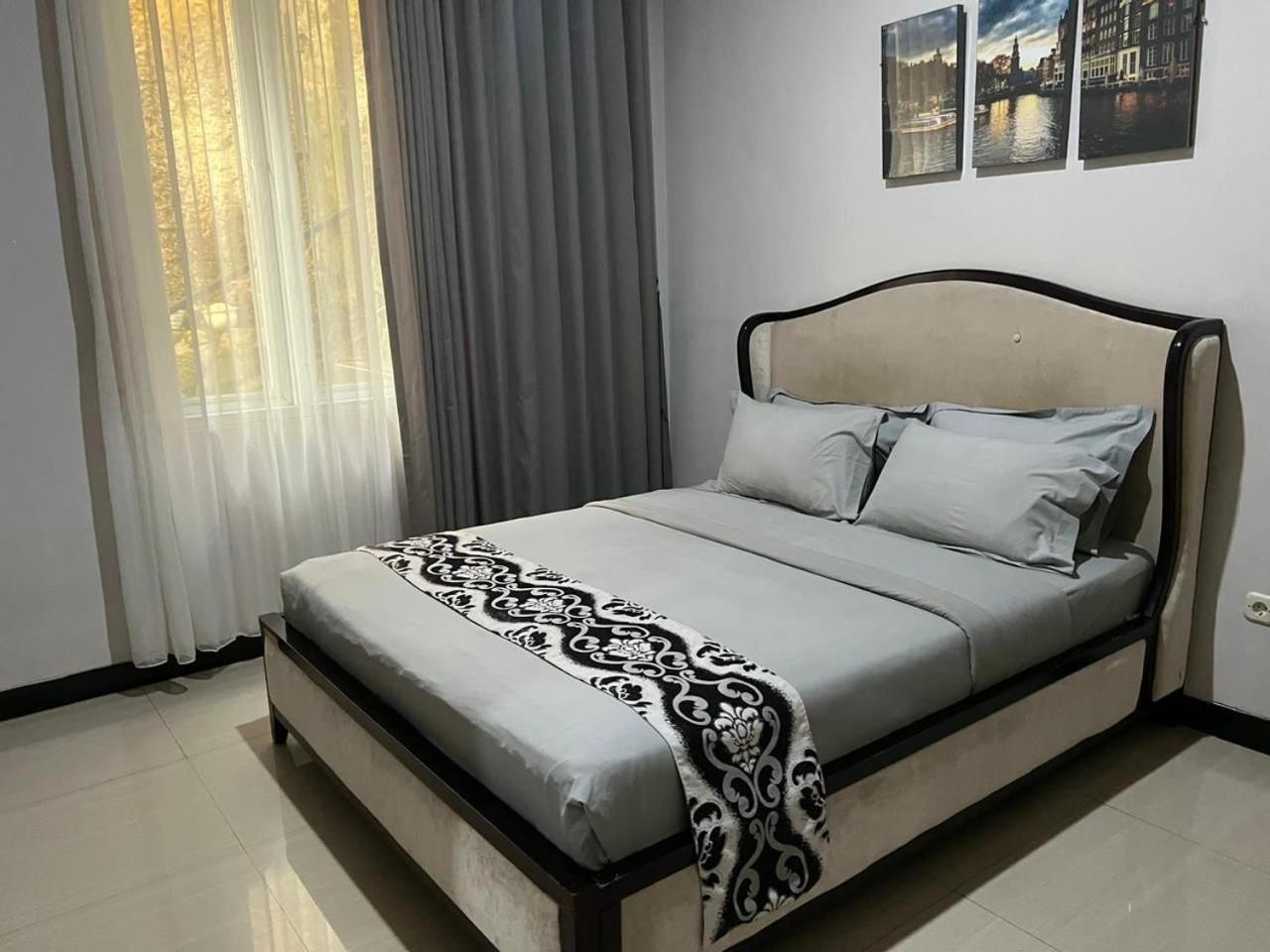 Avilla Puncak Luaran gambar